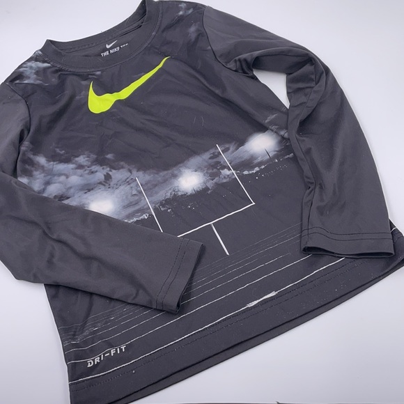 Boys clothing, 10 pieces, size 7 - Picture 8 of 16